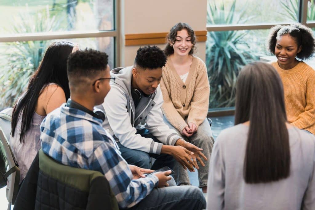 Young adults in psychosis and mania group therapy building connection and peer support